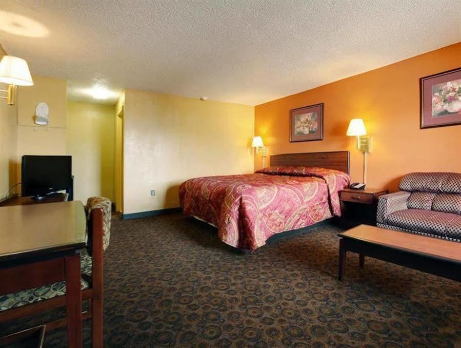 Americas Best Value Inn And Suites Greenwood Exteriör bild